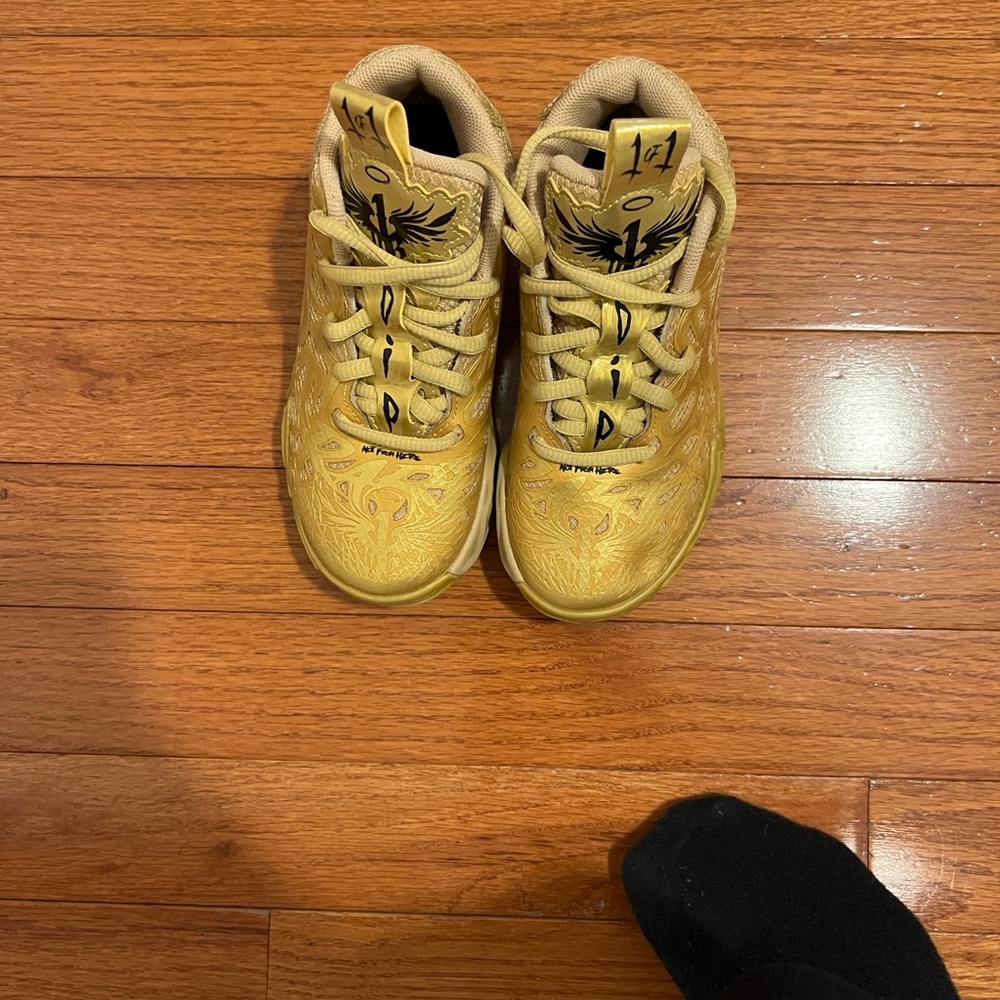 Puma Kids Gold Patterned Sneakers